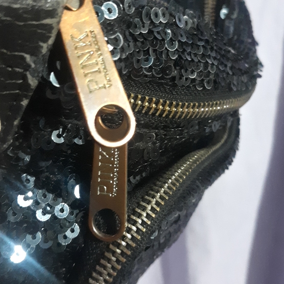 🖤Vintage VS PINK Sequin Cross abidy Purse🖤 - Picture 7 of 11